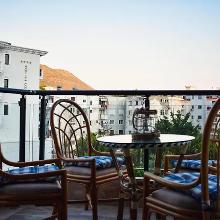 Apartment Karos Central Himare