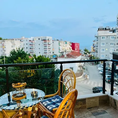 Karos Central Apartment *