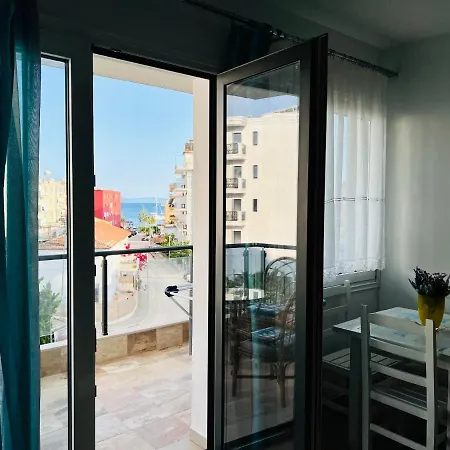 Karos Central Apartment Himare
